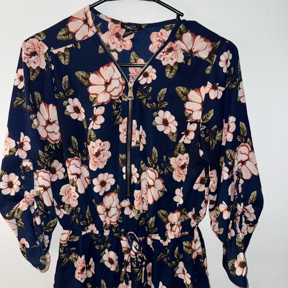 Rue21 Navy Floral Blouse with Zip Detail